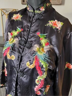 Vintage 70s Golden Bee Chinese Silk Rayon Embroidered Phoenix Bird Floral Jacket